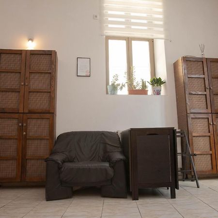 Cosy Apartment In City Centre Oradea Extérieur photo