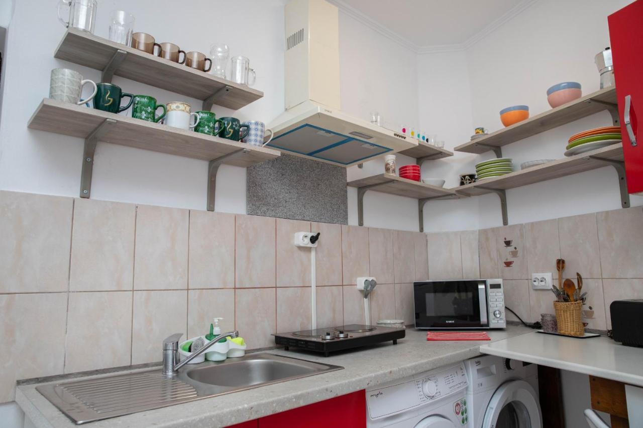 Cosy Apartment In City Centre Oradea Extérieur photo
